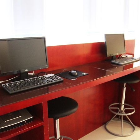Hanting Express Shanghai Zhabei Park Branch المظهر الخارجي الصورة